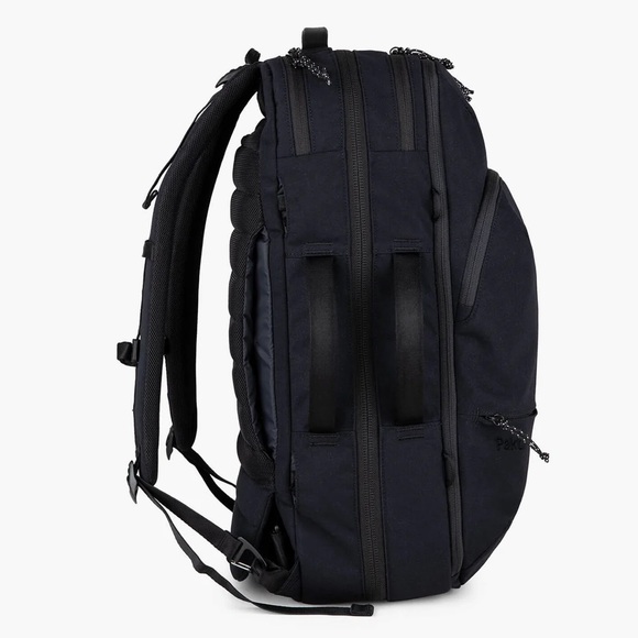 Pakt The Travel Backpack- Version 2- 35L- Black main image 4